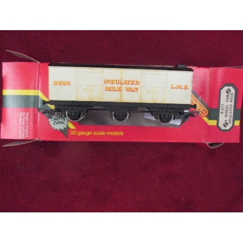 144 - HORNBY RAILWAYS 'INSULATED MILK VAN' R 671. BOXED.