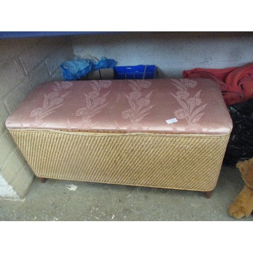 175 - LOVELY LARGE RETRO OTTOMAN/BLANKET BOX WITH PADDED BLUSH PINK LID.