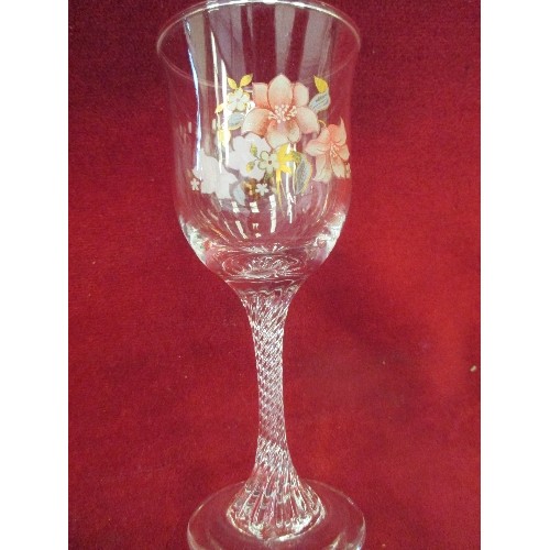 170 - SET OF 6 FLORAL WINE GLASSES. BOXED.