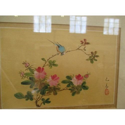 186 - ORIENTAL HAND PAINTED ON SILK. FRAMED PICTURE OF FLOWERS & BIRDS.