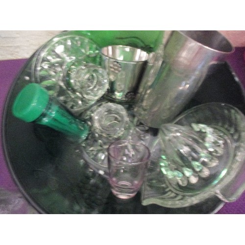 189 - VINTAGE GLASS ITEMS, DARK GREEN AND ALSO CLEAR. INCLUDES 2 DECANTERS WITH STOPPERS.