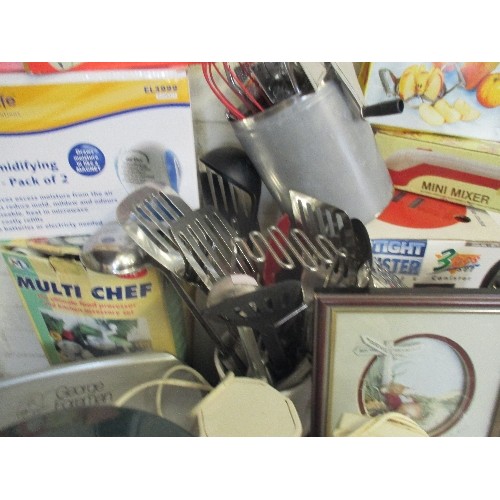 201 - LARGE LOT OF MIXED KITCHENALIA/HOUSEHOLD ITEMS. INCLUDES HAND MIXERS, PEGS, PICNIC, MANY NEW/PACKAGE... 