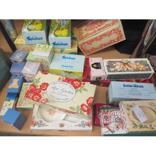 271 - GOOD SELECTION OF GIFT SOAPS - NEW IN BOXES. GIFT SETS. INCLUDES BEATRIX POTTER PICTURE SOAP, NATION... 