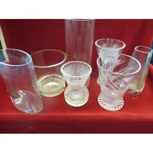 303 - COLLECTION OF GLASS INCLUDING PAIR OF CRANBERRY VASES, CUT GLASS, CONTEMPORARY STYLE CLEAR GLASS, AT... 