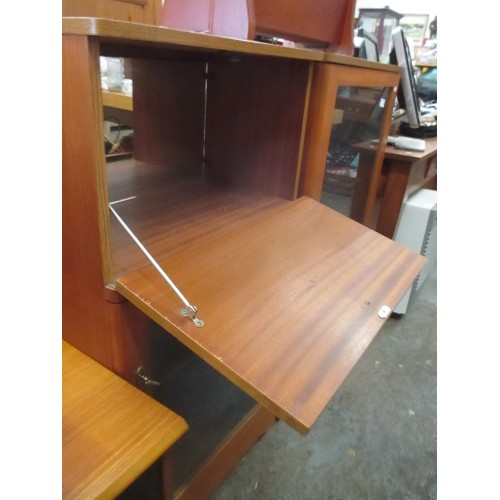 369 - 20TH CENTURY TEAK DRINKS CABINET, THE TOP SECTION WITH DROP DOWN DOOR AND MIRRORED BACK.