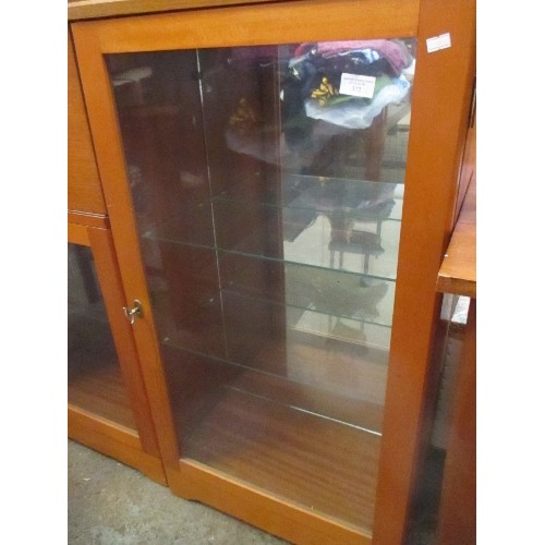 372 - 20TH CENTURY TEAK DISPLAY CABINET WITH GLASS DOOR