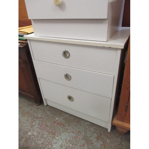 450 - 3 DRAWER WHITE BEDROOM CHEST