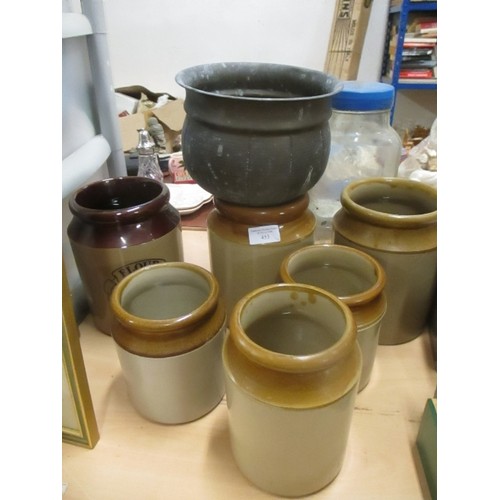 453 - 6 X STONEWARE STORAGE JARS AND A BRASS JARDINIERE