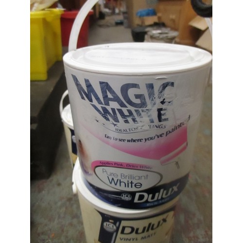 479 - BOX OF PART USED DULUX PAINTS - 8 X 2.5L CANS - MAGNOLIA, WHITES ETC