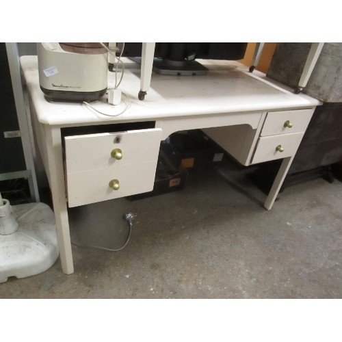 426 - VINTAGE WOODEN KNEEHOLE DESK WITH 4 DRAWERS  - PAINTED OFF WHITE - 134CM X 74XM X 78CM