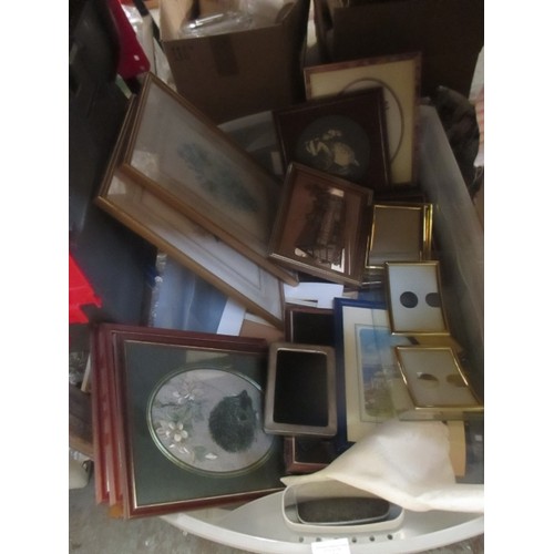 475 - BOX OF PICTURES AND PRINTS, PHOTOGRAPH FRAMES ETC