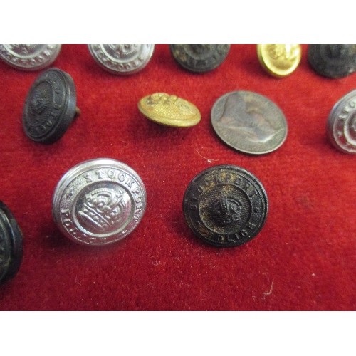 65A - BAG OF VINTAGE POLICE BUTTONS AND SHOULDER STUDS - MOSTLY STOCKPORT POLICE IN GILT, CHROME AND BLACK