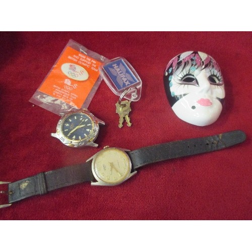 36 - VINTAGE WOODEN BOX WITH CONTENTS OF WATCHES, CERAMIC MASK, ARTICULATED GILT FISH KEYRING, COSTUME JE... 