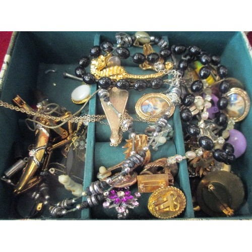 54 - JEWELLERY BOX WITH CONTENTS OF COSTUME JEWELLERY - NECKLACES, BRACELETS, BROOCHES, EARRINGS