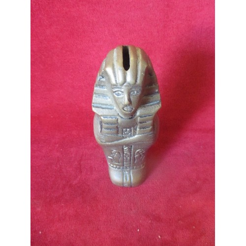 71 - EGYPTIAN MONEYBOX, HEAVY FIGURE. 18CM H.