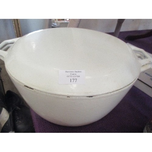 126 - VERY LARGE WHITE CAST IRON LIDDED CASSEROLE POT. 'COPCO D4 DENMARK.