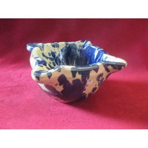 75 - LARGE SPONGEWARE MORTAR. COBALT BLUE AND CREAM.