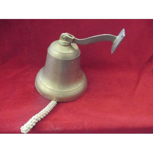 116A - LARGE VINTAGE BRASS SHIP'S / LAST ORDERS BELL. WALL MOUNTED. APPROX 20CM H.