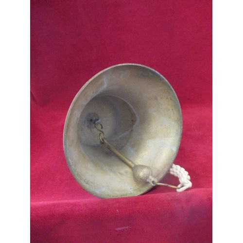 116A - LARGE VINTAGE BRASS SHIP'S / LAST ORDERS BELL. WALL MOUNTED. APPROX 20CM H.