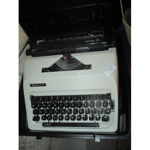 152 - VINTAGE ADLER JUNIOR 10 PORTABLE TYPEWRITER.