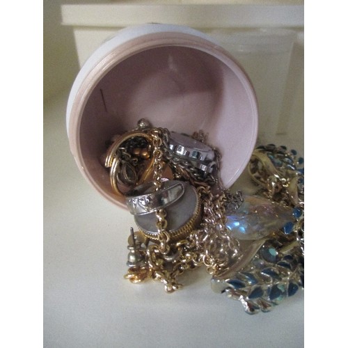 164 - SMALL BOX OF JEWELLERY.