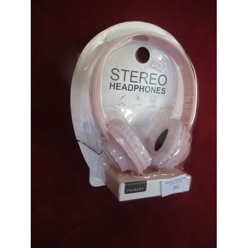 261 - PINK STEREO HEADPHONES. LOOK NEW, WITH BOX.