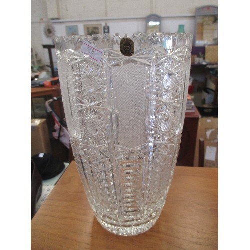 417 - GOOD QUALITY HEAVY CRYSTAL VASE , BARDEJOV CZECHOSLOVAKIA - 28CM H