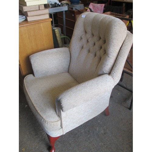 449 - A GOOD QUALITY UPHOLSTERED ARMCHAIR IN OATMEAL COLOUR DIAMOND PATTERN FABRIC - BUTTON BACKED, ON QUE... 