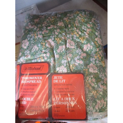 470 - NEW AND UNUSED HOUSEHOLD LINEN INC M&s DOUBLE DUVET COVER, ROSEBUD DESIGN, M&S EMBROIDERED RECTANGUL... 