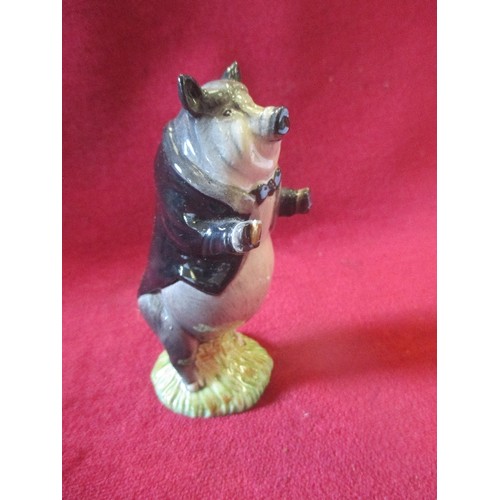 3 - BESWICK PIG PROMENADE 