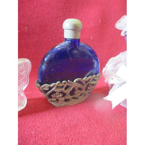 9 - COLLECTION OF 5 SCENT BOTTLES INCLUDES ONE IN PURPLE BODICE, COBALT BLUE WITH ART NOUVEAU DESIGN PEW... 