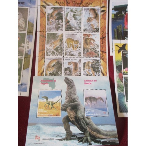 33 - COLLECTION OF MINT STAMPS MOSTLY IN SHEET BLOCKS INC REPUBLIC OF GUINEA - ANIMALS AND BIRDS, SOMALIA... 