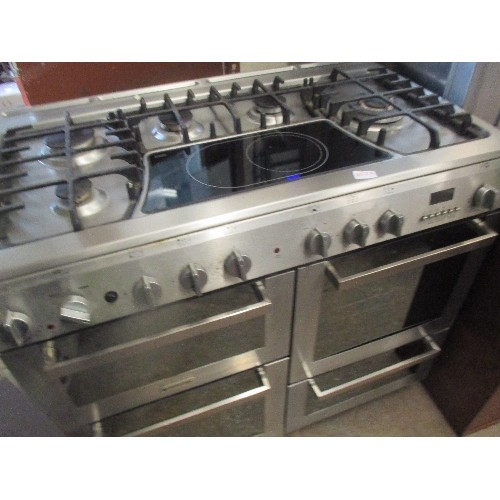 453A - HOTPOINT STAINLESS STEEL RANGE STYLE DUEL FUEL ELECTRIC OVEN & GAS HOB, WITH ELECTRIC HOT PLATE - 10... 