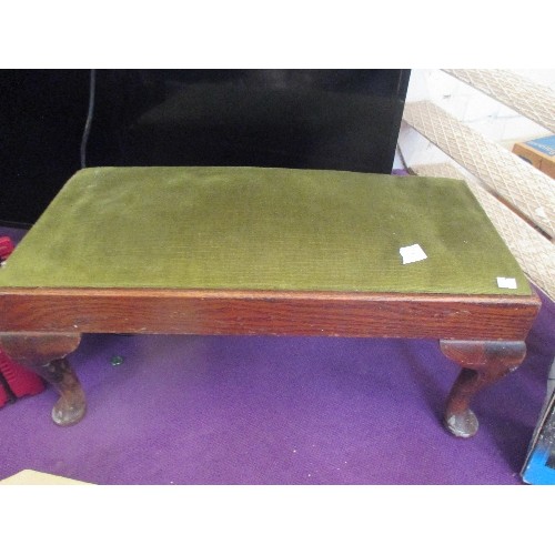 152 - VINTAGE LONG FOOT STOOL ON QUEEN ANNE LEGS WITH GREEN VELOUR UPHOLSTERY