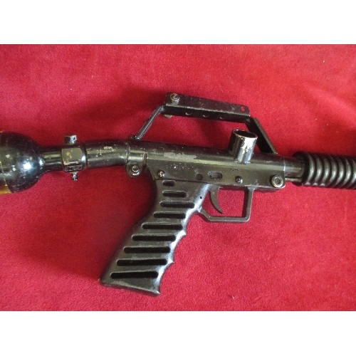 147 - PAINTBALL GUN WITH CANNISTER MARKED 