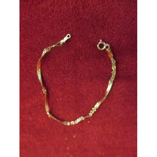 25 - 9CT GOLD BRACELET - AS FOUND  - 0.9 GRAMS