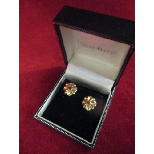 35 - PAIR 9CT GOLD EARRINGS WITH PURPLE STONE - FLOWER SHAPE