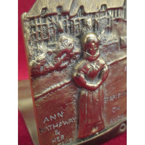 49 - EARLY 20TH CENTURY SOLID BRASS BOOKENDS - SOUVENIRS OF STRATFORD ON AVON WITH ANNE HATHAWAY AND HER ... 