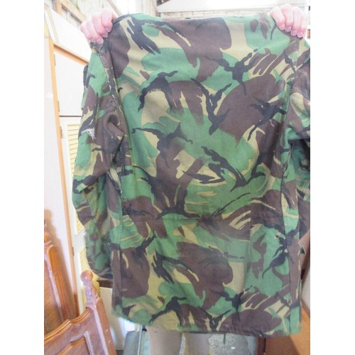 374 - SMOCK COMBAT JACKET SIZE 4