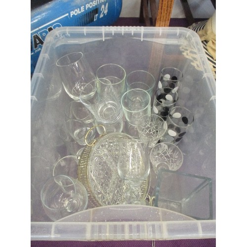 122A - 6 X CUT GLASS WINE GLASS AND A BOX OF DRINKING GLASSES, TUMBLERS ETC AND OTHER GLASSWARE