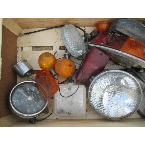 475 - 2 BOXES OF VINTAGE CAR AND BIKE LIGHTS