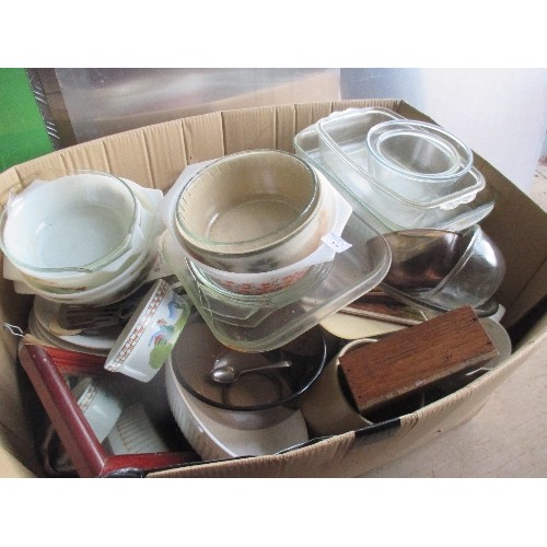 516 - LARGE BOX OF KITCHENWARE- PYREX, OVEN TO TABLEWARE, CUTLERY ETC