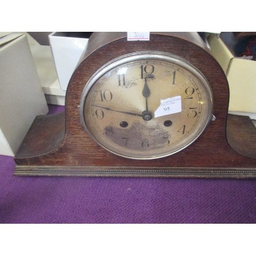 95 - VINTAGE NAPOLEON HAT MANTLE CLOCK