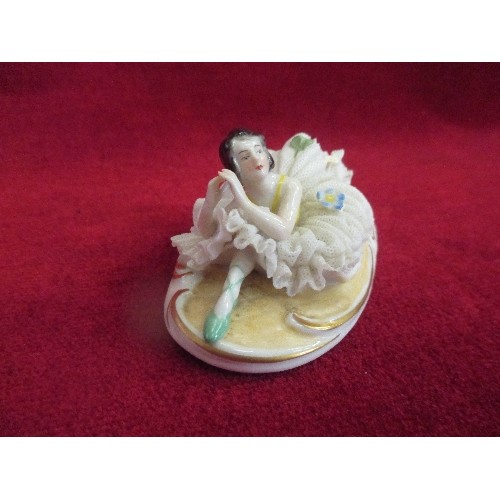 4 - FINE GERMAN PORCELAIN BALLERINA FIGURE IN SPLITS POSITION , CIRCA 1920, SOME DAMAGE ON TOP OF THE LA... 