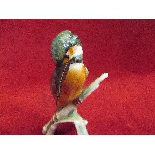 8 - GOEBEL WEST GERMANY PORCELAIN KINGFISHER ON A TREE BRANCH