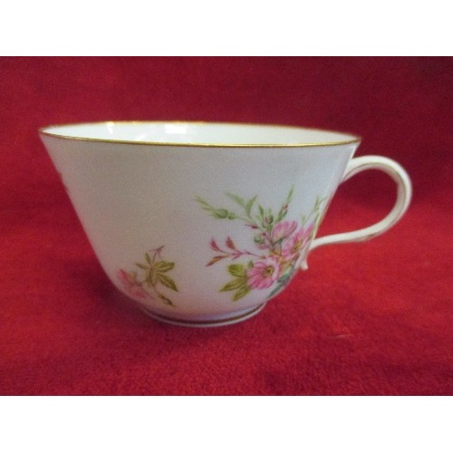 9 - AN EXTREMELY FINE 19TH CENTURY PORCELAIN CABINET CUP AND SAUCER, HAND PAINTED WITH PINK FLOWERS. MAR... 