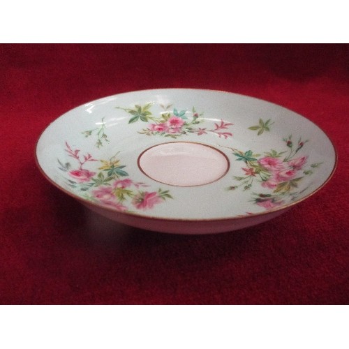 9 - AN EXTREMELY FINE 19TH CENTURY PORCELAIN CABINET CUP AND SAUCER, HAND PAINTED WITH PINK FLOWERS. MAR... 