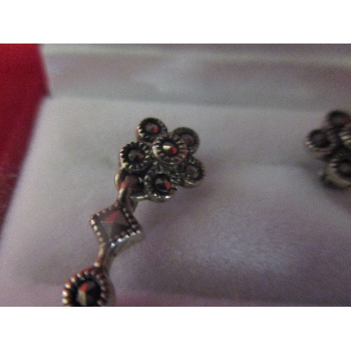 51 - A PAIR OF FINE QUALITY 1940'S STYLE 925 SILVER AND MARCASITE EARRINGS - FLOWER AND LEAF DESIGN