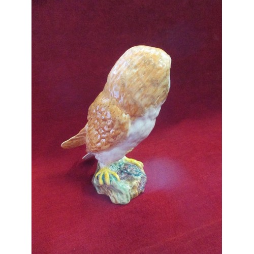 11 - BESWICK TAWNY OWL - MODEL 1046 - IMPRESSED MARKS - 20CM