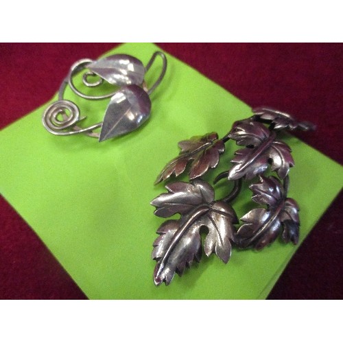 115 - TWO VINTAGE SILVER LEAF BROOCHES, PROBABLY SCANDINAVIAN, BOTH MARKED 